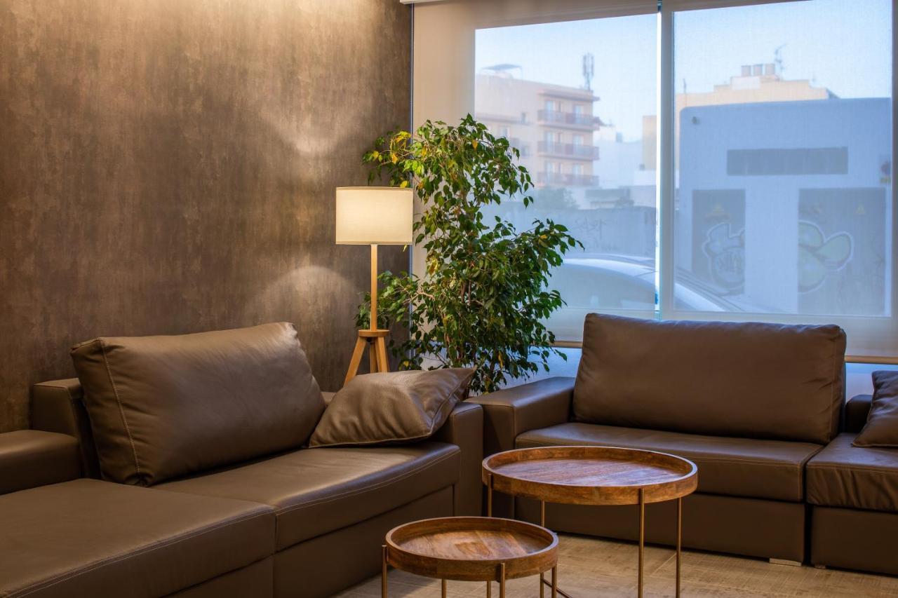 Hostal Residencia Nicolau Σαν Αντόνιο Εξωτερικό φωτογραφία