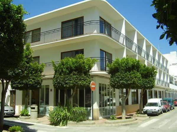 Hostal Residencia Nicolau Σαν Αντόνιο Εξωτερικό φωτογραφία