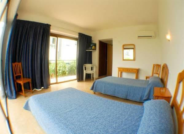 Hostal Residencia Nicolau Σαν Αντόνιο Εξωτερικό φωτογραφία