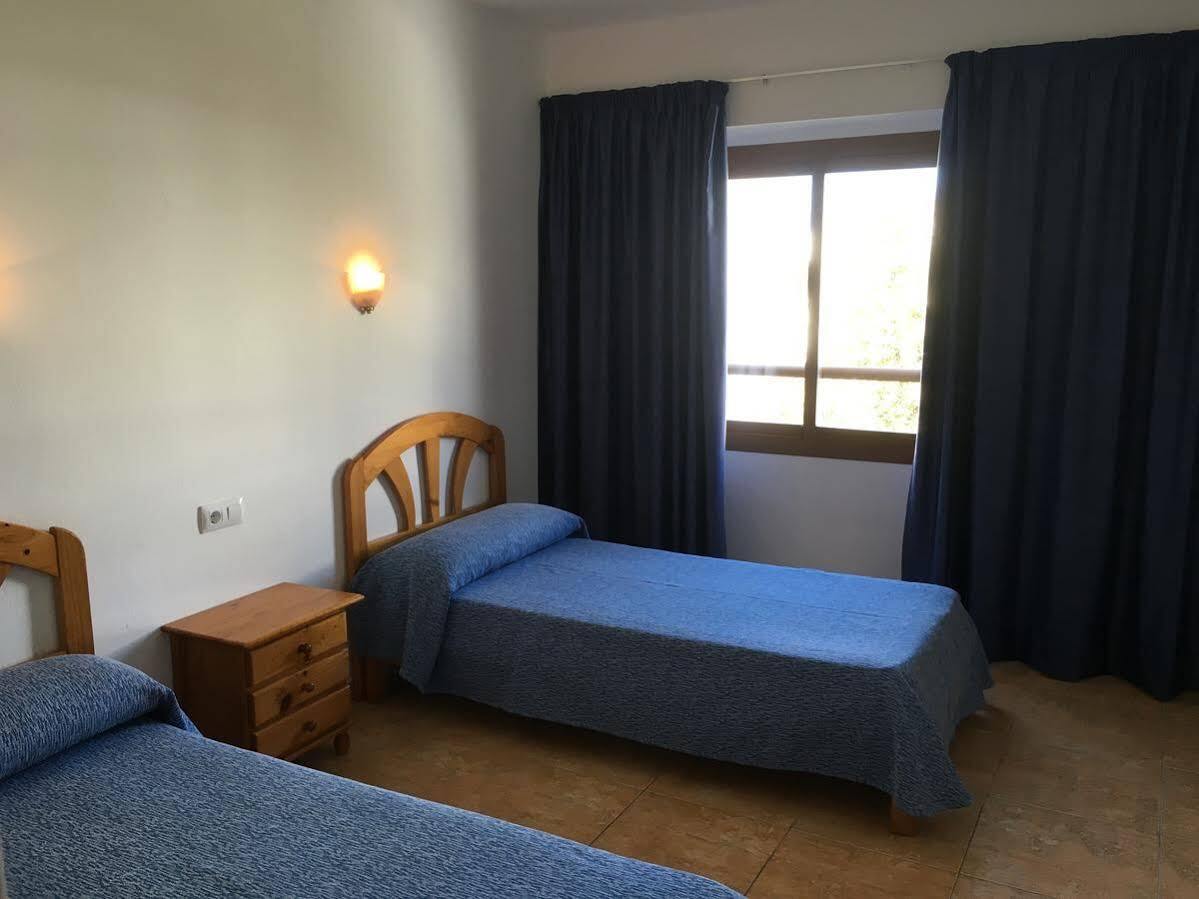 Hostal Residencia Nicolau Σαν Αντόνιο Εξωτερικό φωτογραφία
