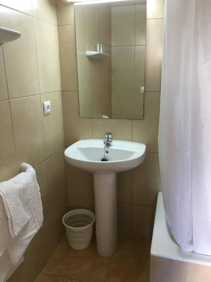 Hostal Residencia Nicolau Σαν Αντόνιο Εξωτερικό φωτογραφία